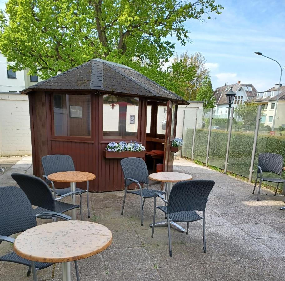 Traveller Hotel Любек Экстерьер фото