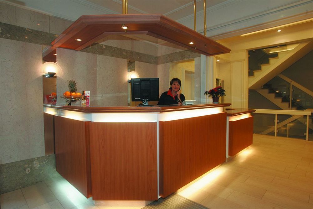 Traveller Hotel Любек Экстерьер фото